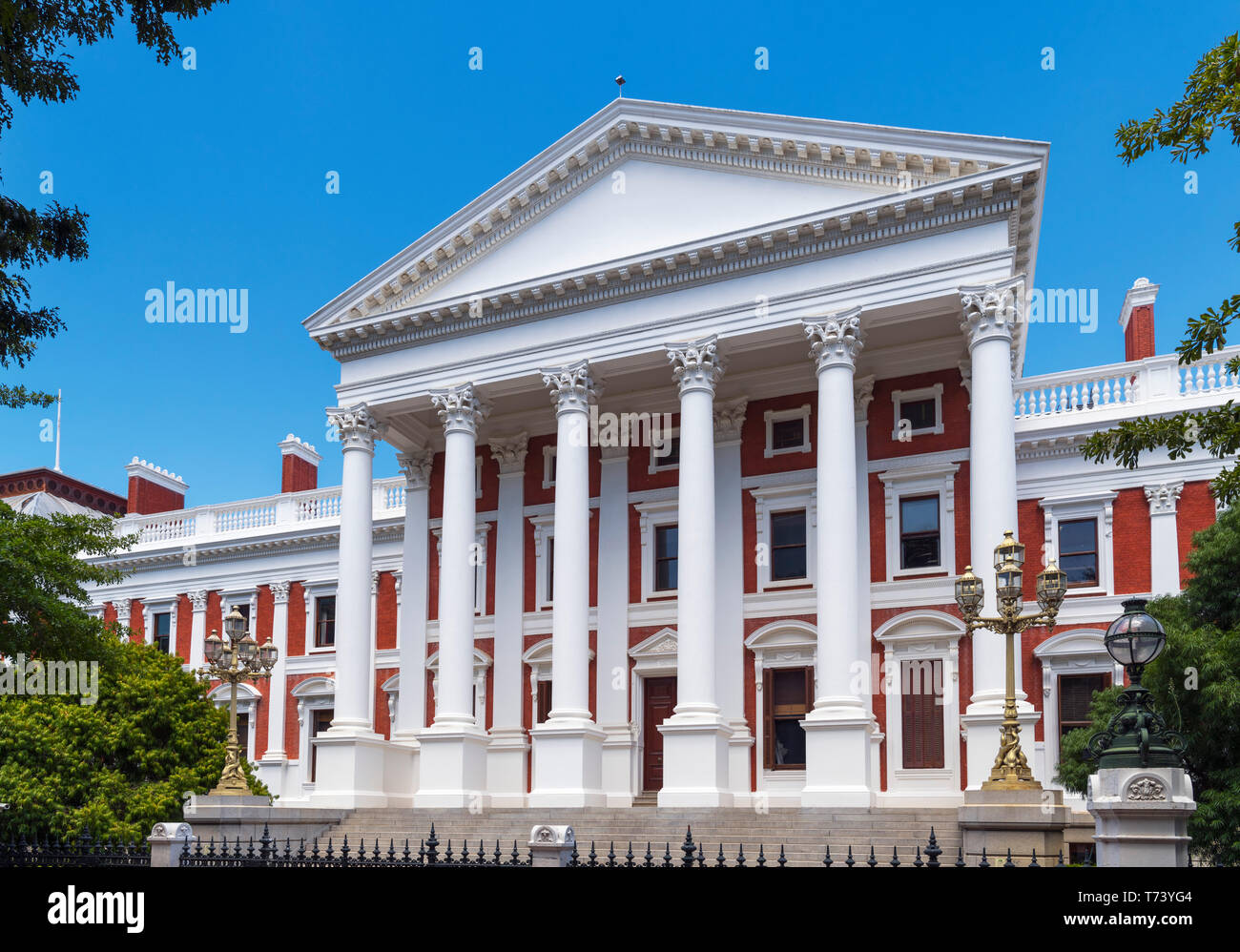 Häuser des Parlaments von der Regierung Avenue, Cape Town, Western Cape, Südafrika Stockfoto