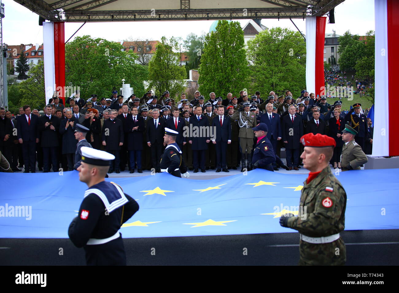 Polen: Präsident Andrzej Duda, Premierminister Mateusz Morawiecki und Regierungsmitglieder feiern Tag der Verfassung. Stockfoto