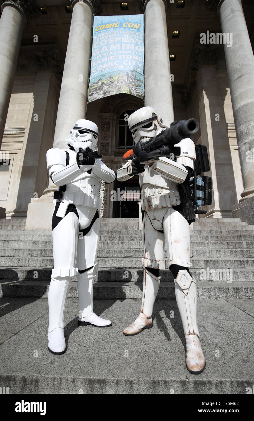 Cosplay Schauspieler gekleidet wie Sturmtruppen während der Comic Con Portsmouth Portsmouth an der Guildhall. Stockfoto