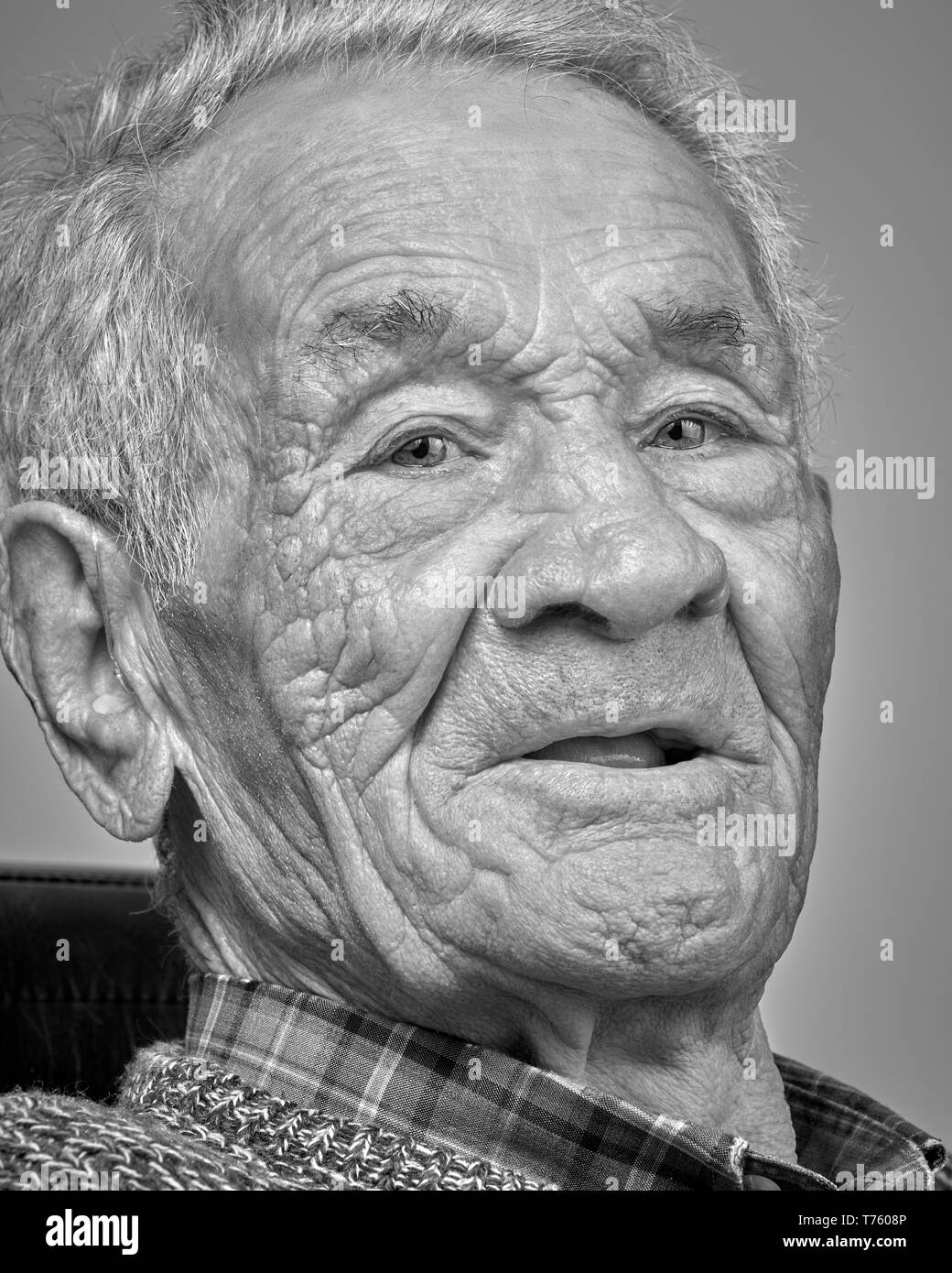Monochrome Portrait eines alten Spanischen Mann. Igea, La Rioja, Spanien. Schwarz und Weiß Stockfoto