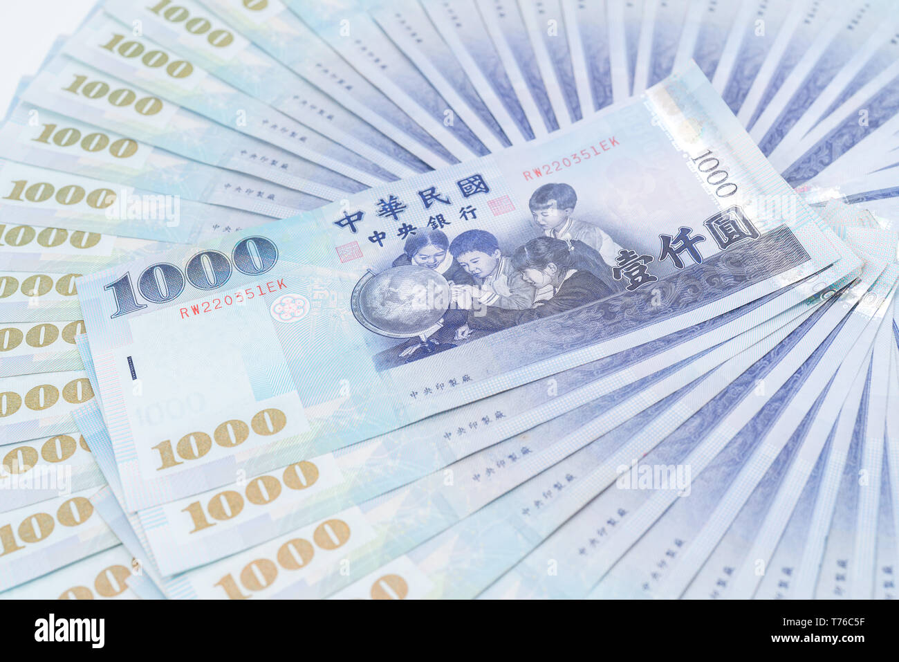 1000 neue Taiwan-Dollar isoliert auf weißem Hintergrund Stockfoto