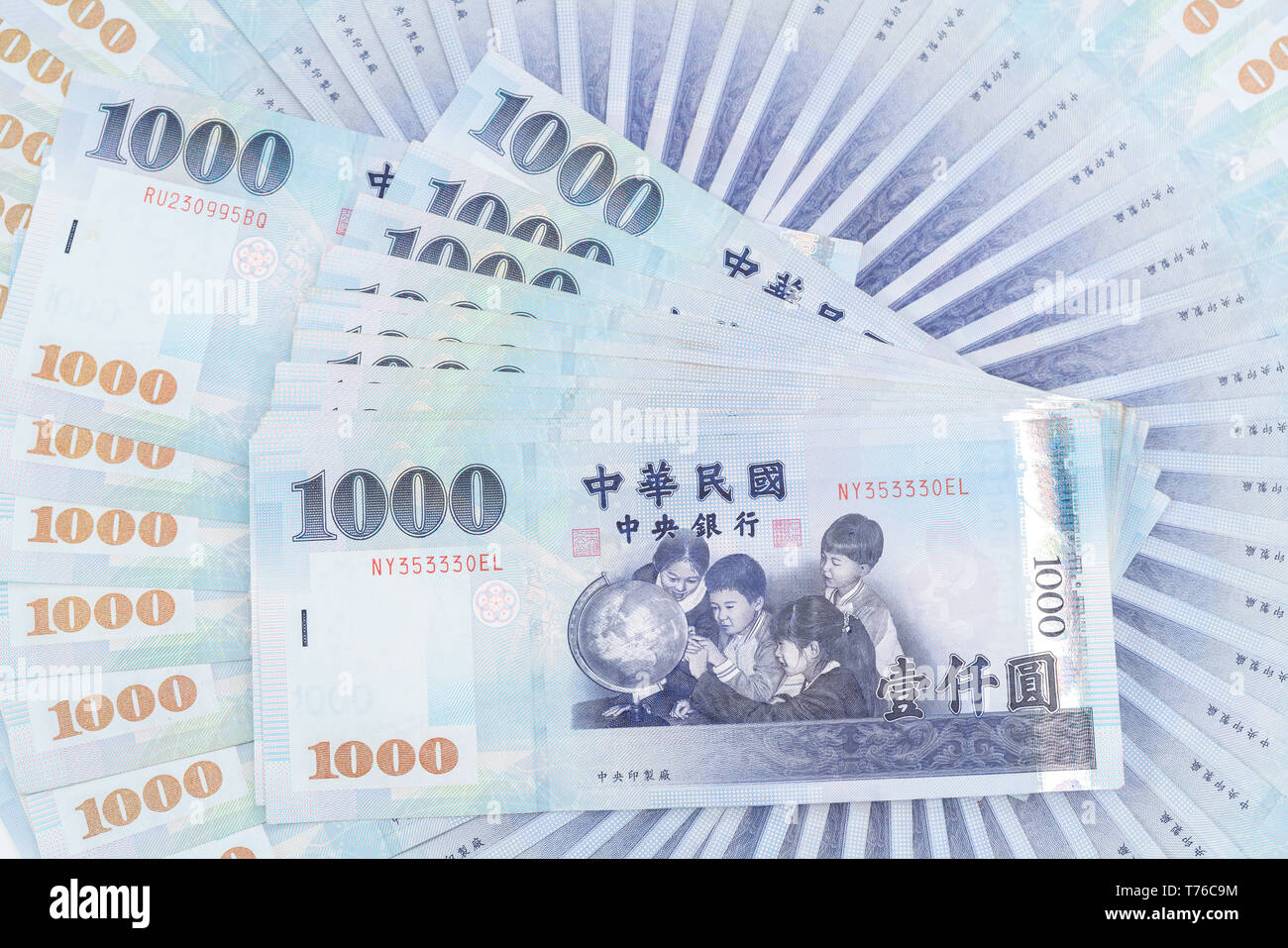 1000 neue Taiwan-Dollar isoliert auf weißem Hintergrund Stockfoto