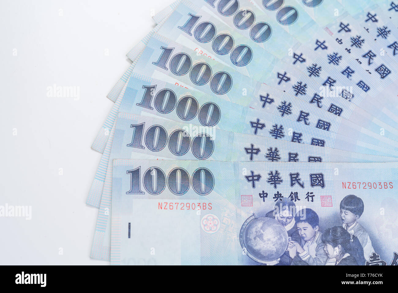 1000 neue Taiwan-Dollar isoliert auf weißem Hintergrund Stockfoto