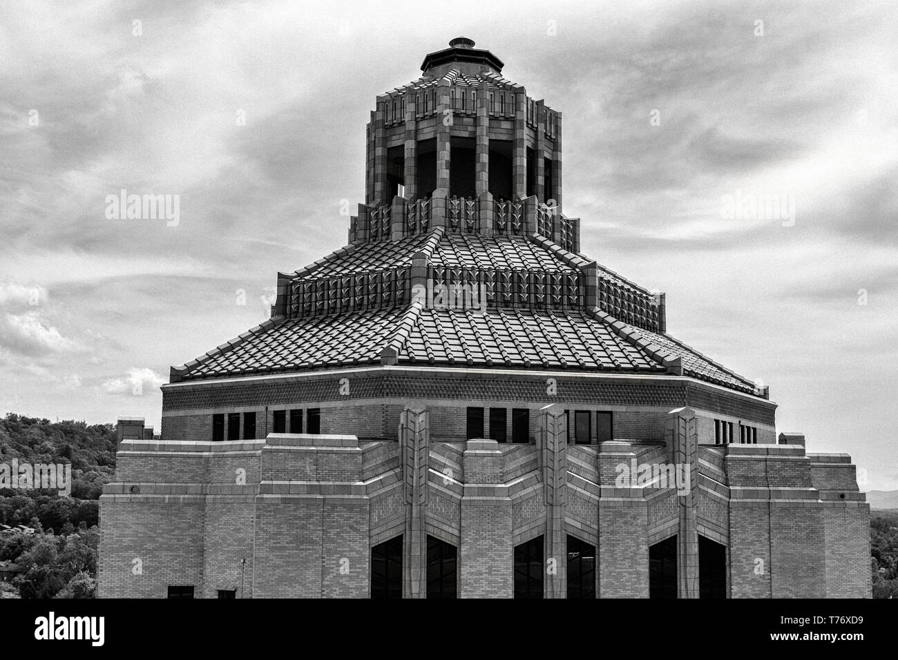 Die achteckigen Dach und Kuppel der Stadt Gebäude in Asheville, NC, USA Stockfoto