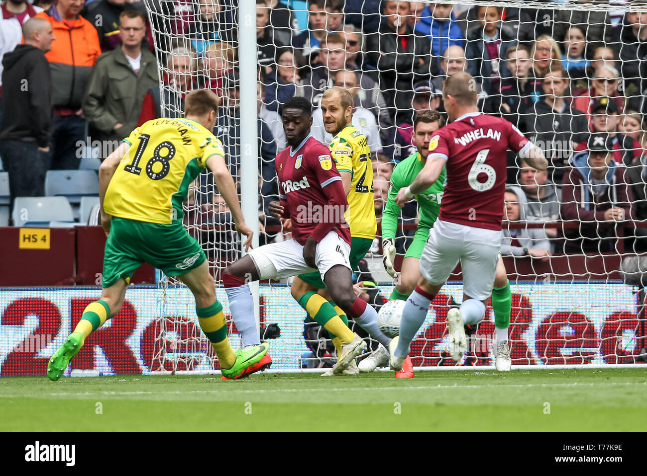 Birmingham, Großbritannien. 05 Mai, 2019. Marco Stiepermann von Norwich City hat einen Schuß auf Ziel während der efl Sky Bet Championship Match zwischen Aston Villa und Norwich City in der Villa Park, Birmingham, England am 5. Mai 2019. Nur die redaktionelle Nutzung, eine Lizenz für die gewerbliche Nutzung erforderlich. Keine Verwendung in Wetten, Spiele oder einer einzelnen Verein/Liga/player Publikationen. Credit: UK Sport Pics Ltd/Alamy leben Nachrichten Stockfoto