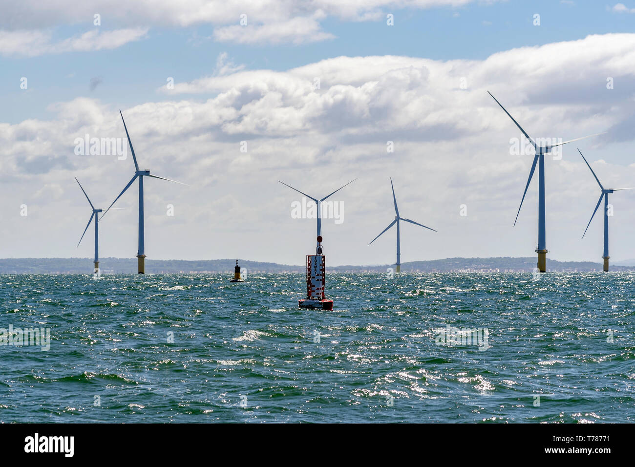 Fluss Mersey windfarm Windmühlen. Stockfoto