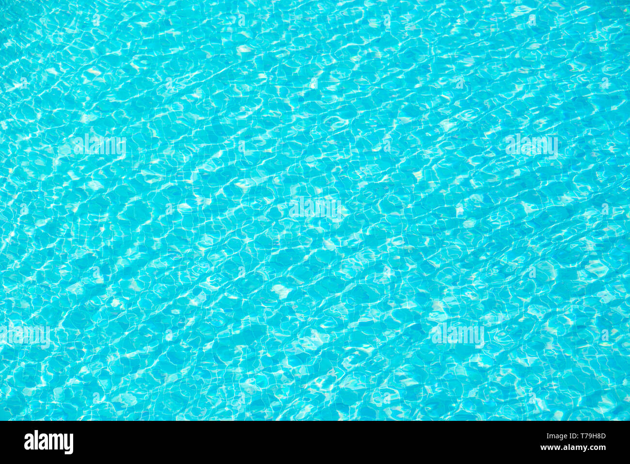 Türkisblau Riss Schwimmbad Wasser Hintergrund, Sommer-Konzept Stockfoto