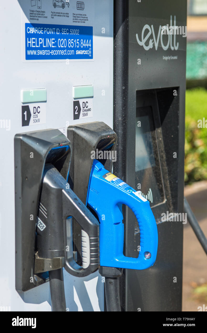 Elektroauto Evolt Point in Cambridge, England, UK. Stockfoto