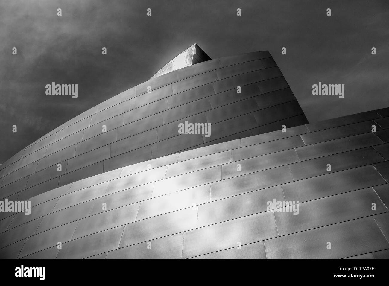 Moderne Architektur von Disney Concert Hall in Los Angeles - Kalifornien, USA - 18. MÄRZ 2019 Stockfoto
