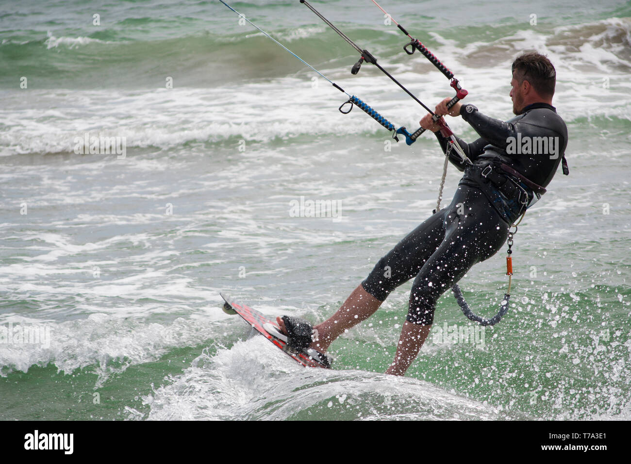 Kitesurfen in Minturno, Italien Stockfoto