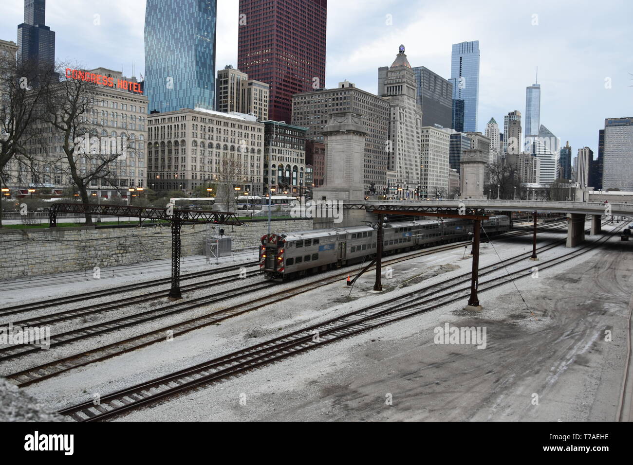 Das Congress Hotel entlang der Millennium Park, Chicago, Illinois Stockfoto