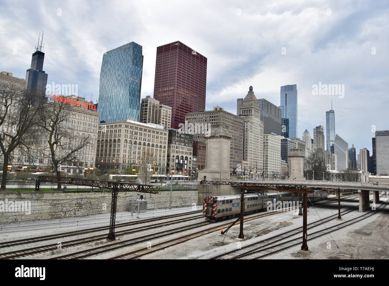 Das Congress Hotel entlang der Millennium Park, Chicago, Illinois Stockfoto