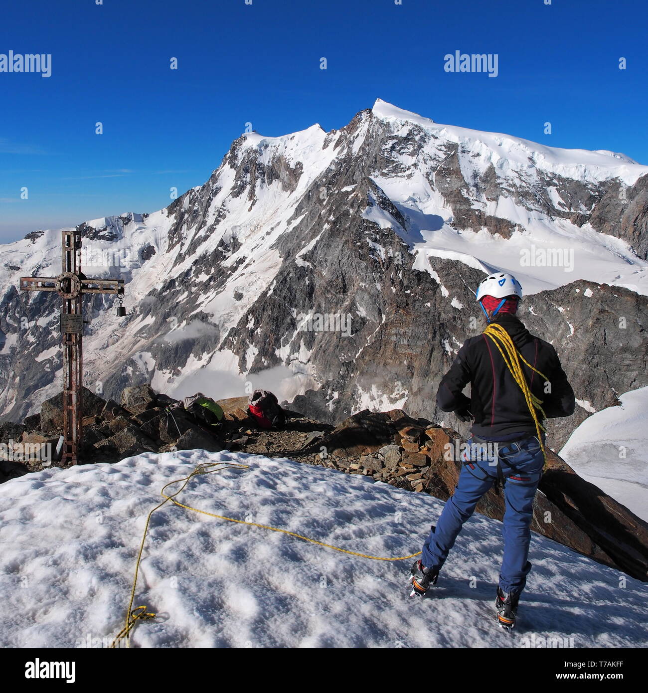 Monte RosaCima JazziBivacco Luino Stockfotografie Alamy