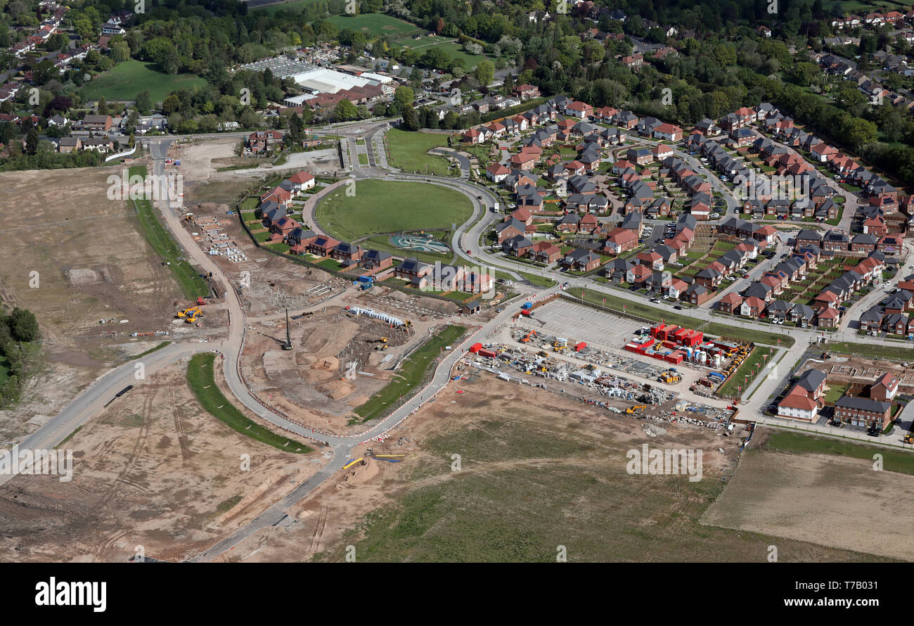 Luftaufnahme von einer Entwicklung des neuen Gehäuses an der Woodford, Stockport, in der Nähe von Manchester Stockfoto