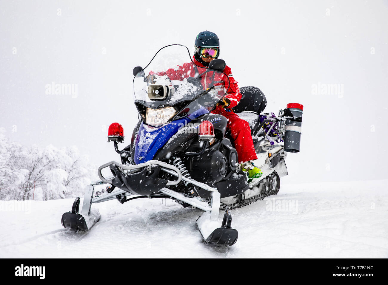 Ski Patrol Officer, Hakuba, Japan Stockfoto