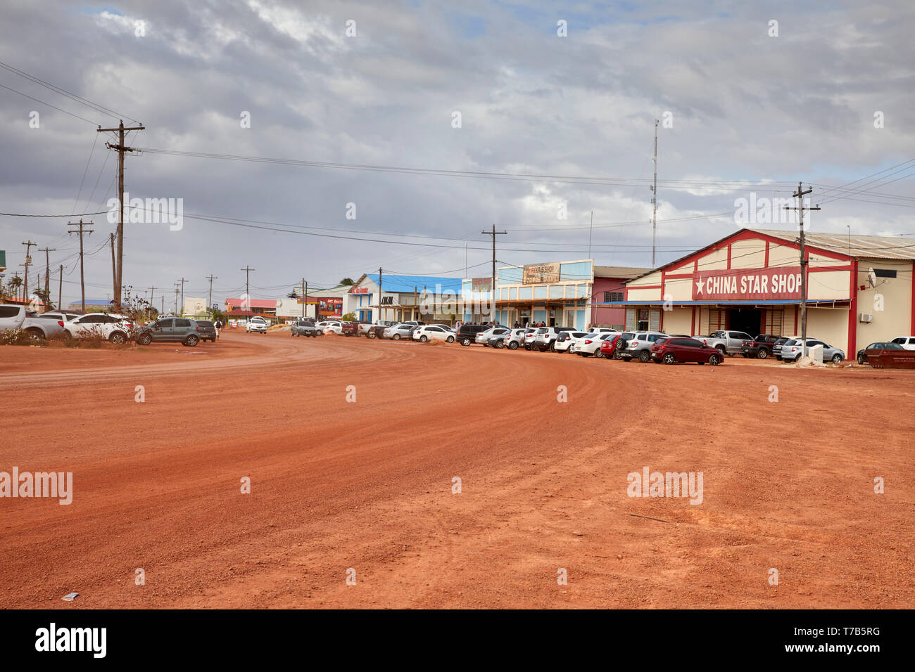 Rupununi Rd in Lethem Guyana mit alle wichtigen Geschäfte befinden. Stockfoto