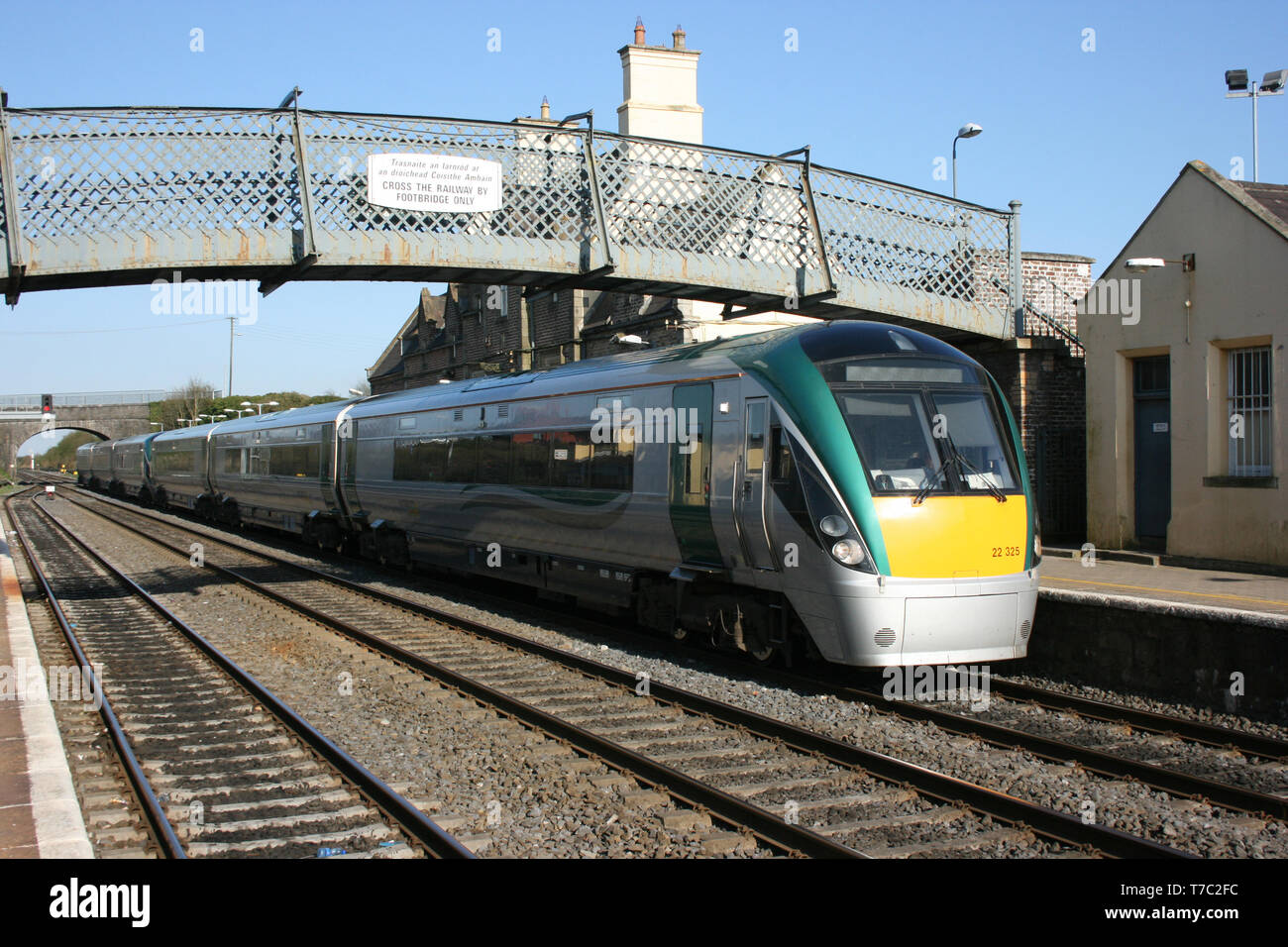 Kildare, Irland, April 2010, ein Iarnrod Eireann Zug Stockfoto