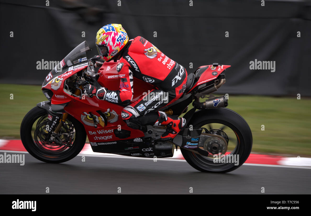 Josh Brookes Racing die neue Ducati Panigale V4 in Oulton Park Stockfoto