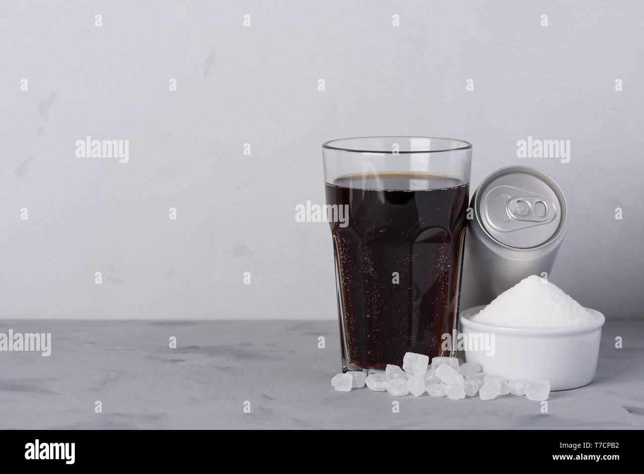 Zuckergehalt in süße Getränke Konzept horizontal mit Kopie Raum Stockfoto