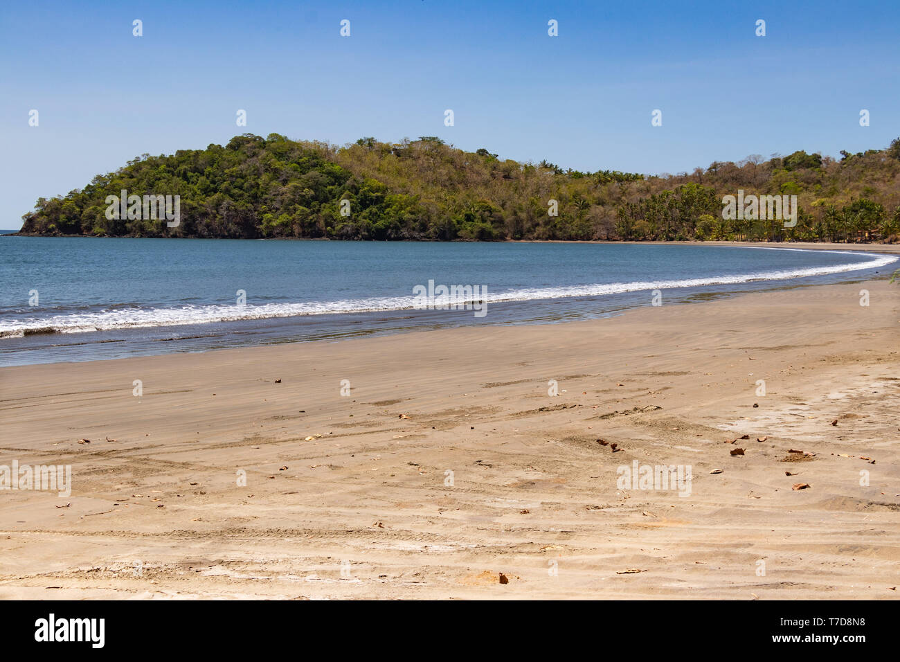 Playa El Banco oder Banco Beach ist ein wunderschöner, kleiner Strand in der Pazifischen Küste von Panama, Rep. von Panama, abgeschieden von den großen Städten und Gemeinden. Stockfoto