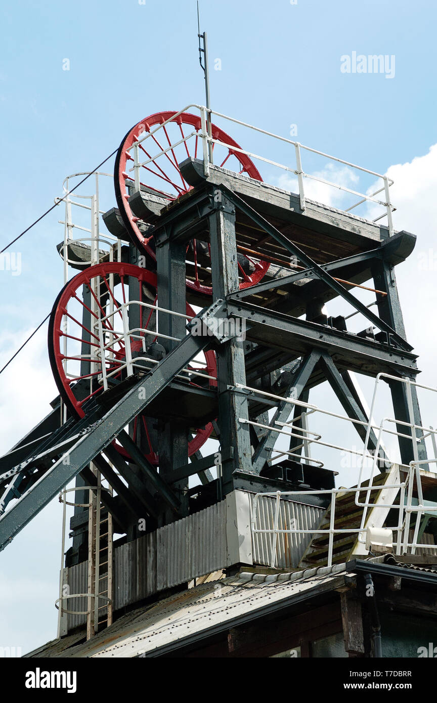National Coal Mining Museum Caphouse förderturm Zeche gewundenen Gang spindelstöcke Overton Wakefield Stockfoto