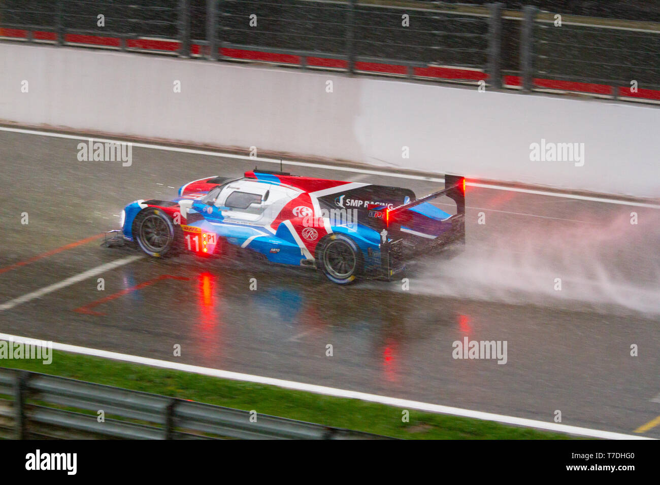 SMP-Racing LMP1-kicks up Spray auf das Konzept der Eau Rouge. WEC insgesamt 6 Stunden von Spa-Francorchamps 2019. Dieser Wagen kam 3. insgesamt. Stockfoto