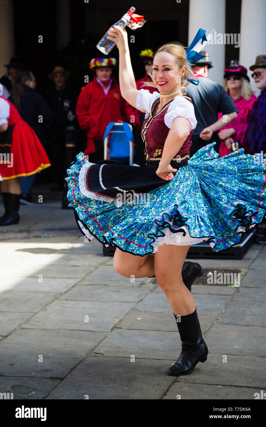 Sweeps Festival Rochester, Kent, Großbritannien. 4. Mai 2019. Die Morena Dance Company der traditionellen slowakischen Tanz. Stockfoto