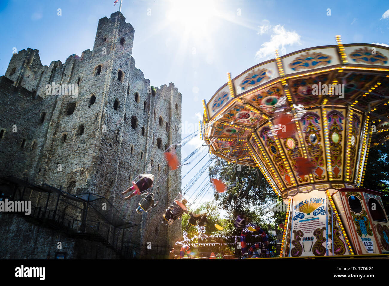 Sweeps Festival Rochester, Kent, Großbritannien. 4. Mai 2019. Kirmes im Schlosspark. Stockfoto