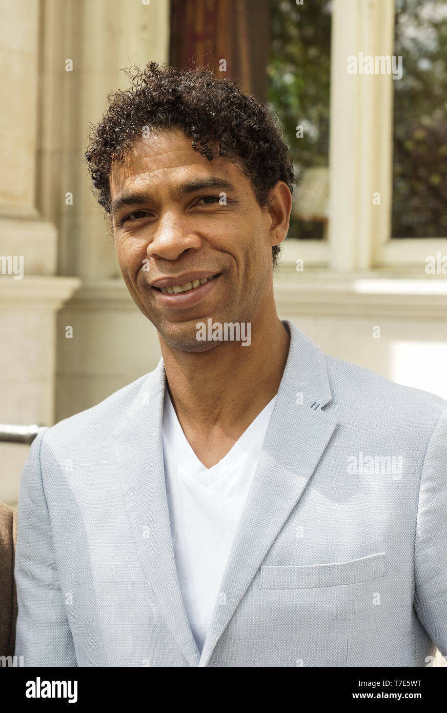 Die Nationalen Liberalen Club, Whitehall, London, UK. 07. Mai 2019. Carlos Acosta. Tänzer Carlos Acosta CBE Empfänger der Critics' Circle Award 2018 für Verdienste um die Künste der Credit: Peter Hogan/Alamy leben Nachrichten Stockfoto