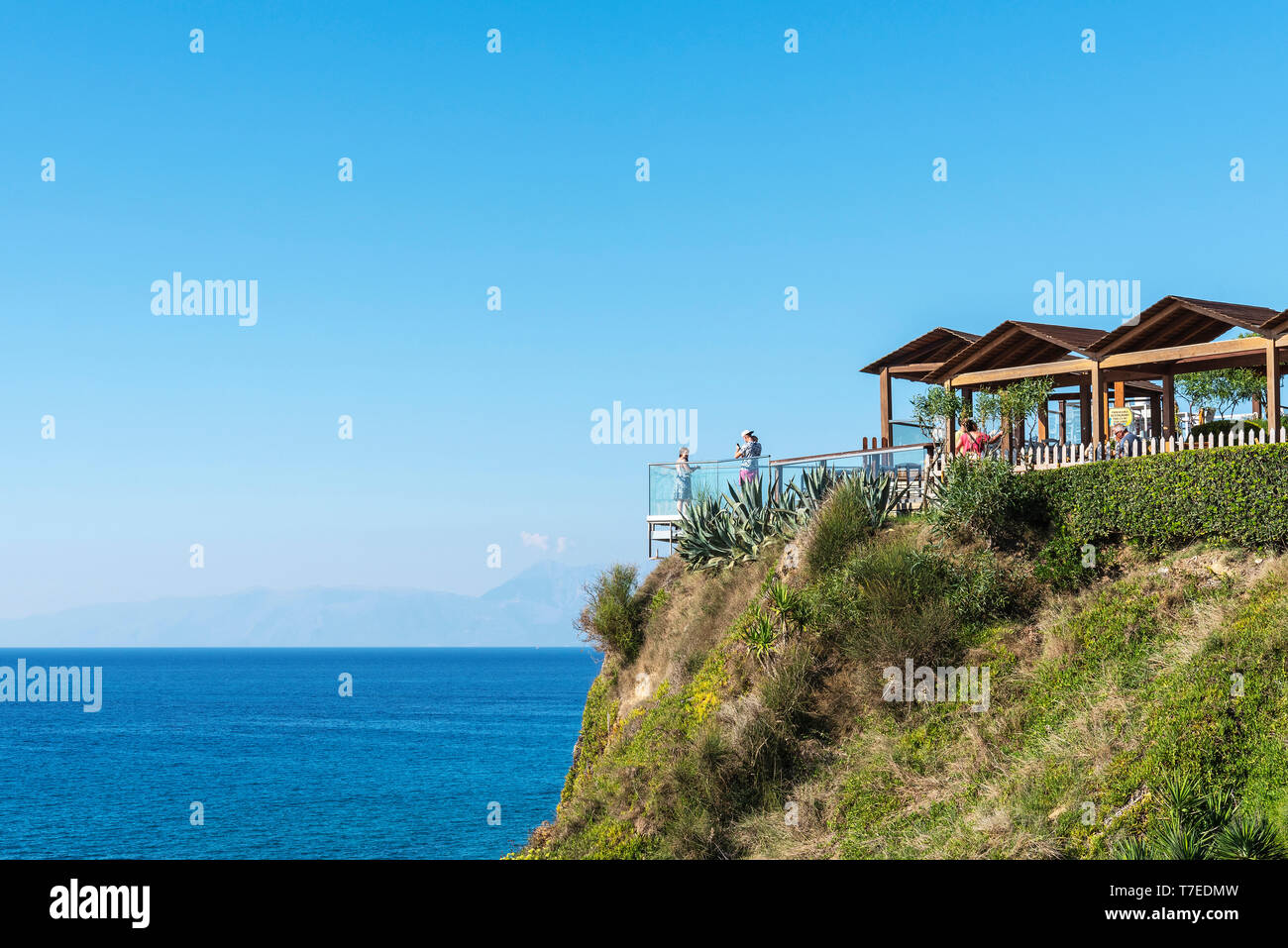 Sunset Bar, Strand, Logas Logas, Peroulades, Korfu, Ionische Inseln, Mittelmeer, Griechenland Stockfoto