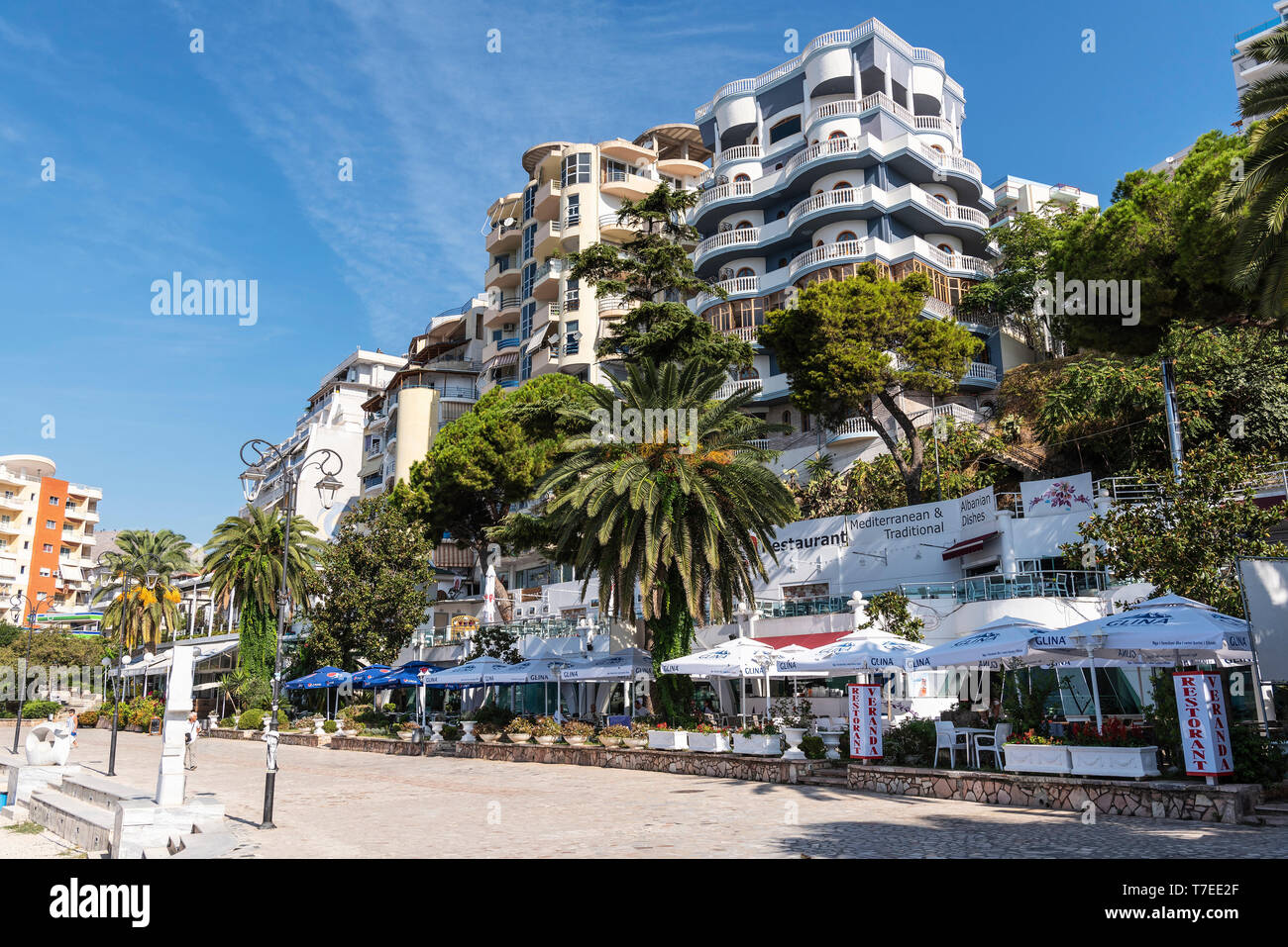 Restaurants, Promenade, Saranda, Albanien Stockfoto