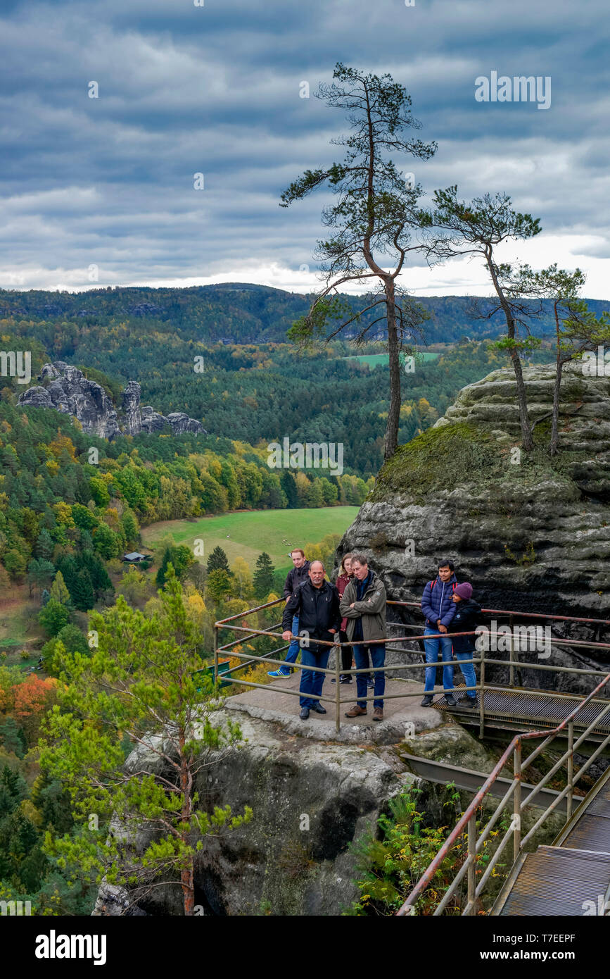 Burgruine Aussichtspunkt Felsenburg Neurathen, Rathen, Nationalpark saechsischen Schweiz, Sachsen, Deutschland Stockfoto