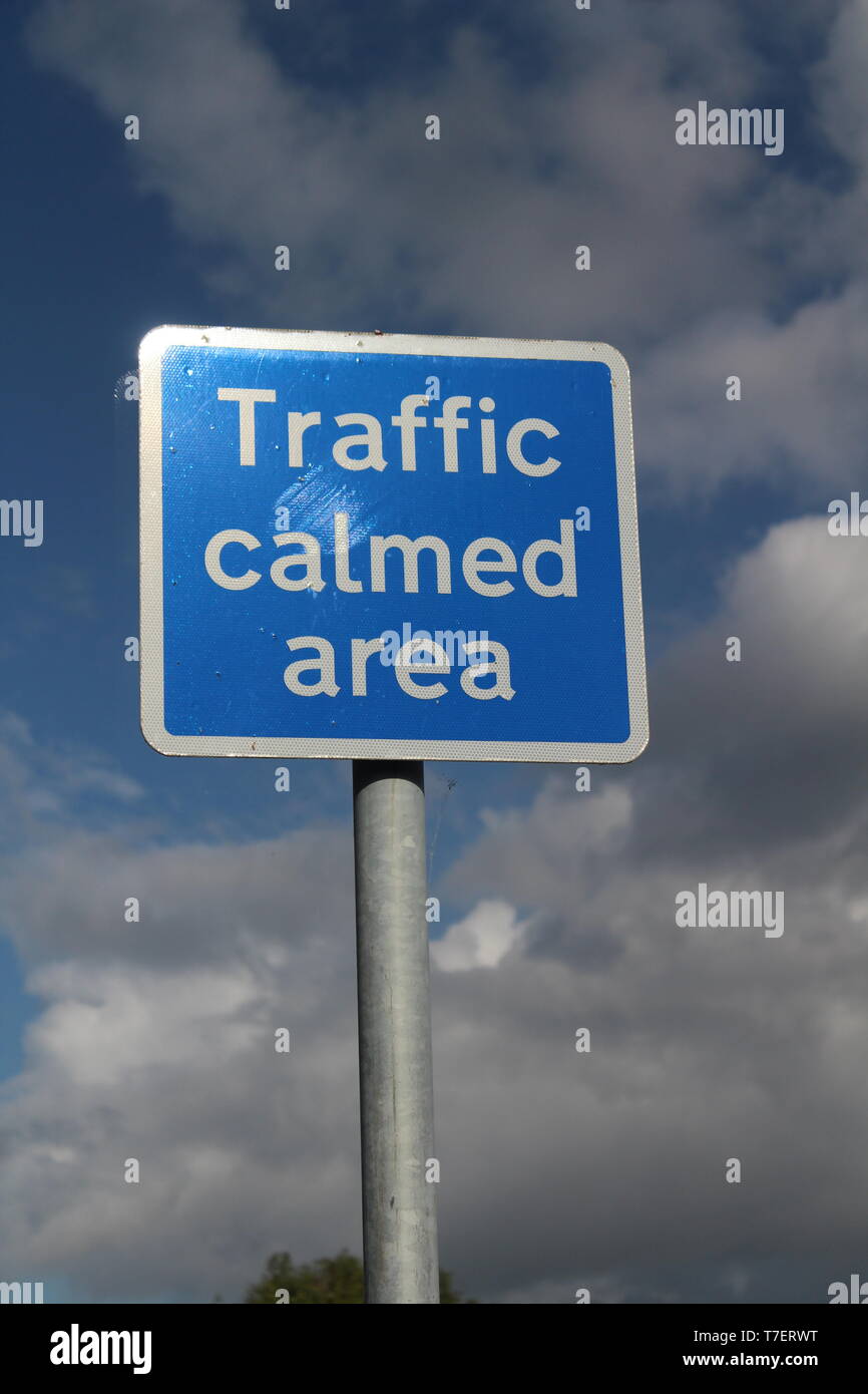 Britische Verkehrsberuhigung Verkehrszeichen in Yorkshire, Großbritannien Stockfoto