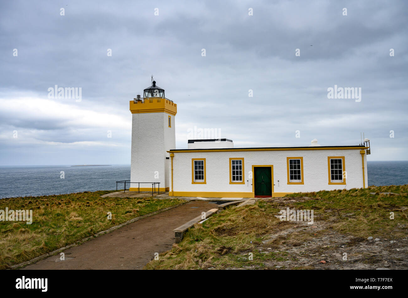 Duncansby Head Lighthouse, nördlichste Punkt Großbritanniens Stockfoto