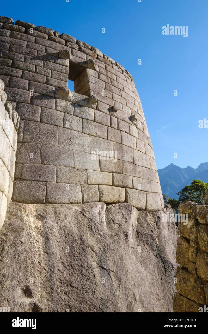 Tempel der Sonne bei herrlichen archäologische Stätte Machu Picchu in Peru Stockfoto