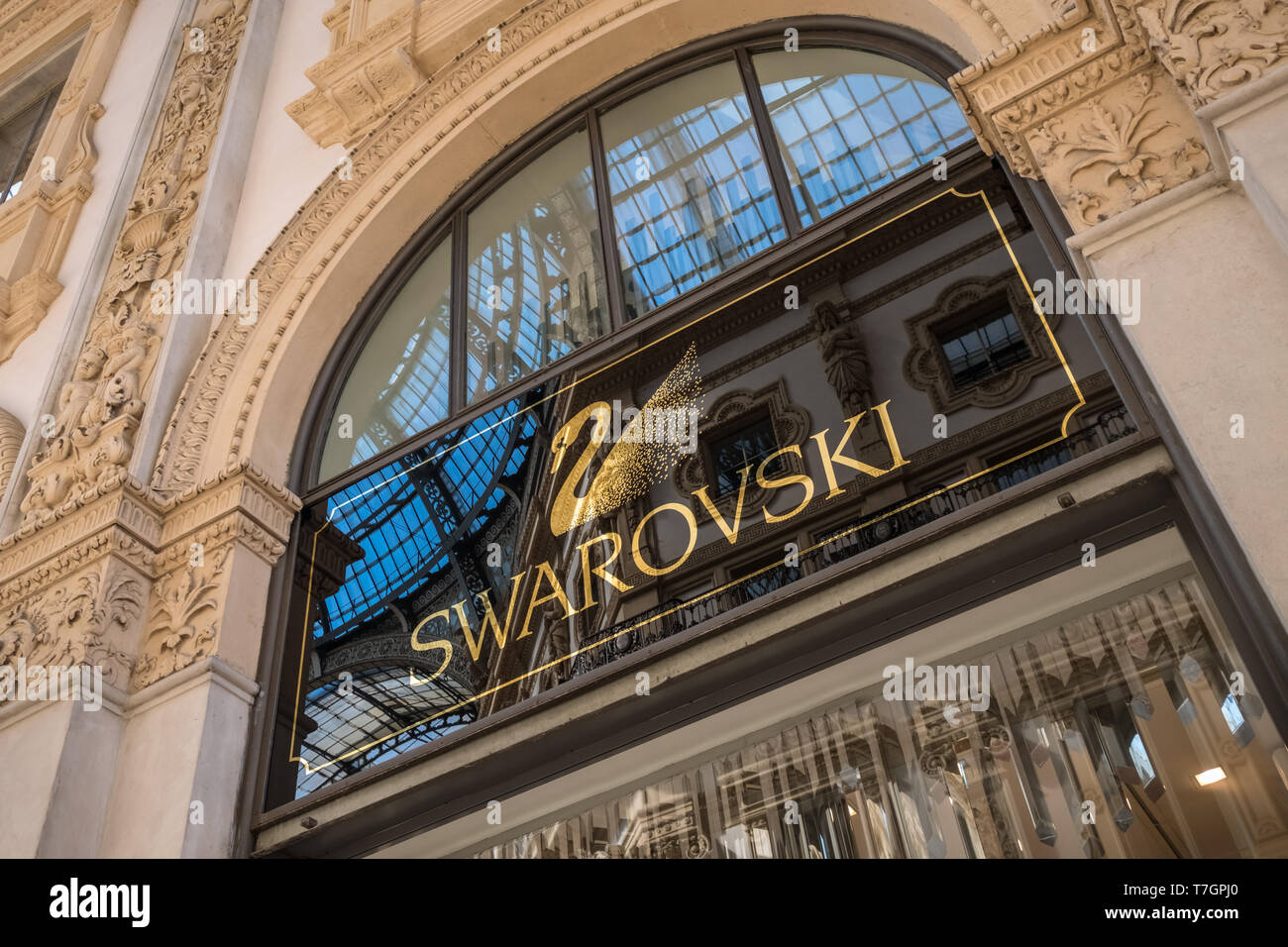 Swarovski Stores, die Galleria Vittorio Emanuele II Einkaufspassage Innenraum, Mailand, Italien Stockfoto