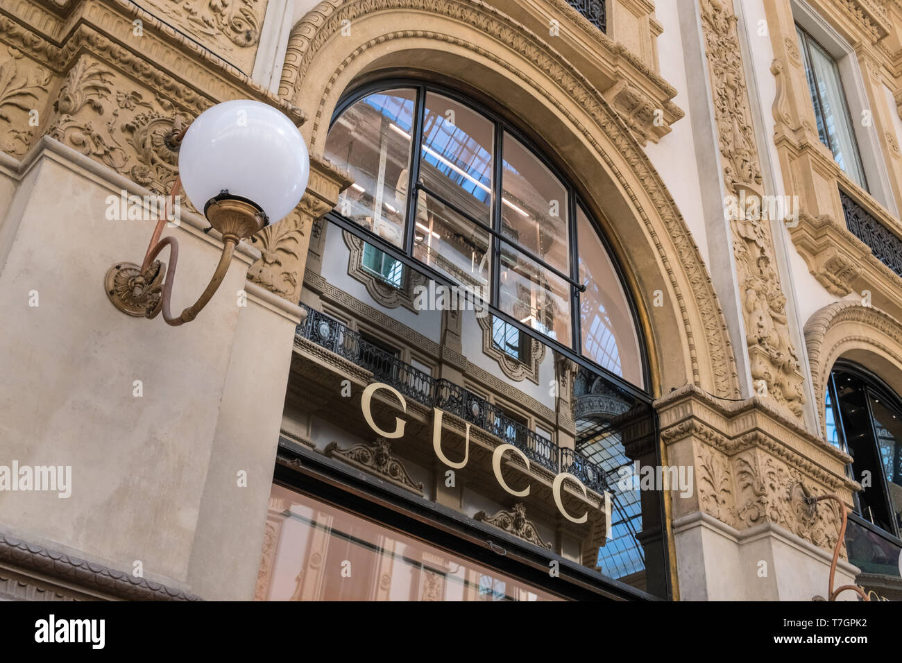 Gucci Store, die Galleria Vittorio Emanuele II Einkaufspassage Innenraum, Mailand, Italien Stockfoto