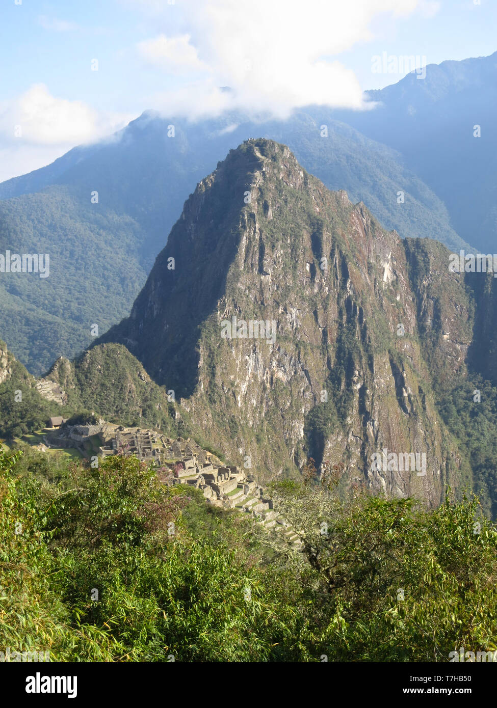 Machu Picchu in in der Region Cusco, Urubamba in der Provinz in den östlichen Kordilleren des südlichen Peru. Stockfoto