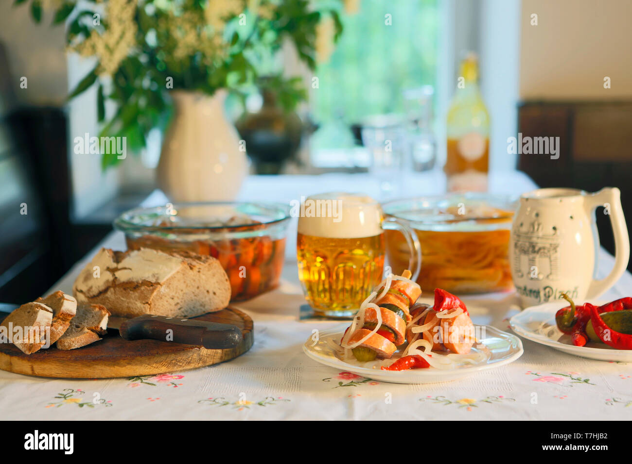 Eine traditionelle Spezialitäten der böhmischen Küche, drowners, Brot, Bier, Stockfoto