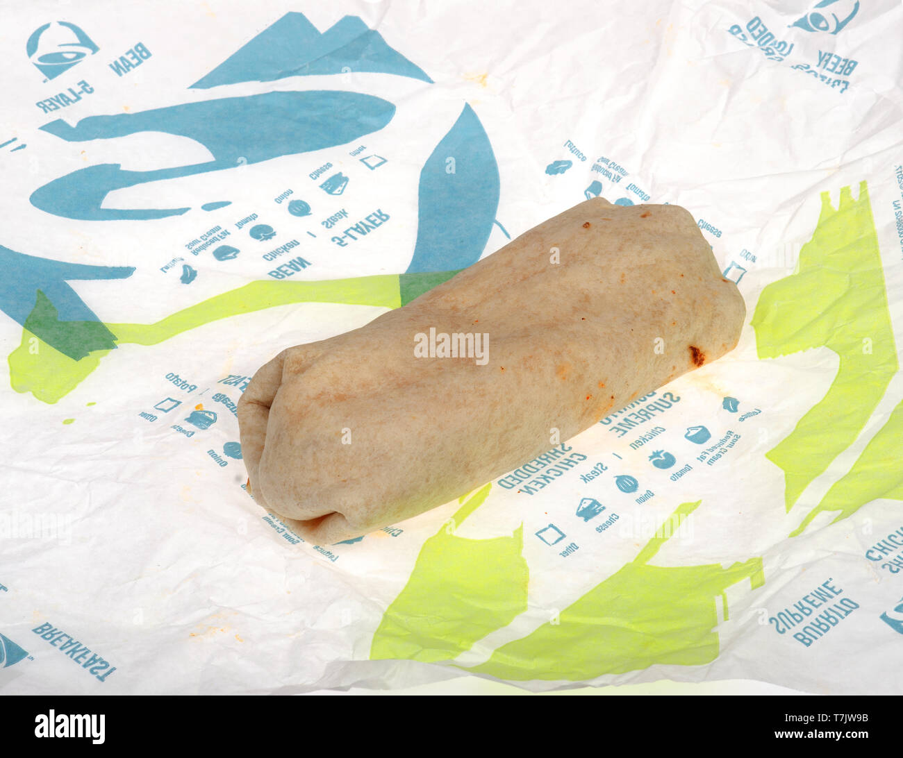 Taco Bell burrito auf Wrapper Stockfoto