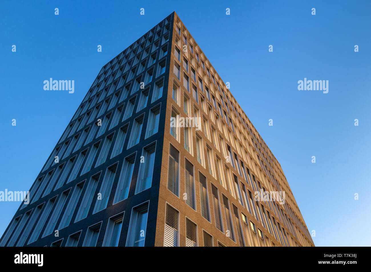 Modernes Gebäude der Sparkasse Oldenburg (LzO) Stockfoto