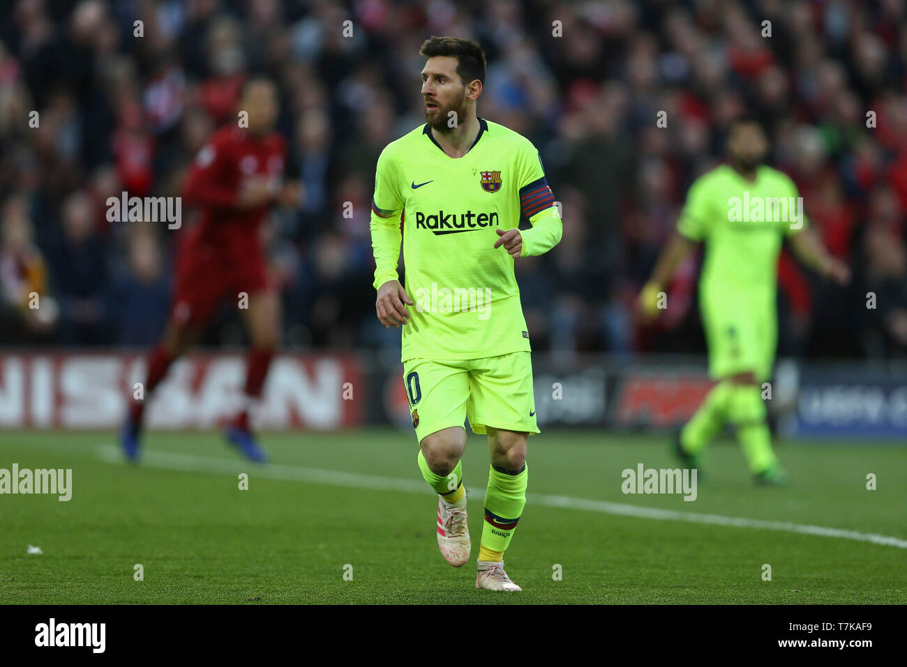 Liverpool, Großbritannien. 07 Mai, 2019. Lionel Messi von Barcelona an schaut. UEFA Champions League Halbfinale, 2 Bein übereinstimmen, Liverpool v Barcelona bei Anfield Stadion in Liverpool am Dienstag, den 7. Mai 2019. Dieses Bild dürfen nur für redaktionelle Zwecke verwendet werden. Nur die redaktionelle Nutzung, eine Lizenz für die gewerbliche Nutzung erforderlich. Keine Verwendung in Wetten, Spiele oder einer einzelnen Verein/Liga/player Publikationen. pic von Chris Stading/Andrew Orchard sport Fotografie/Alamy Live news Credit: Andrew Orchard sport Fotografie/Alamy leben Nachrichten Stockfoto