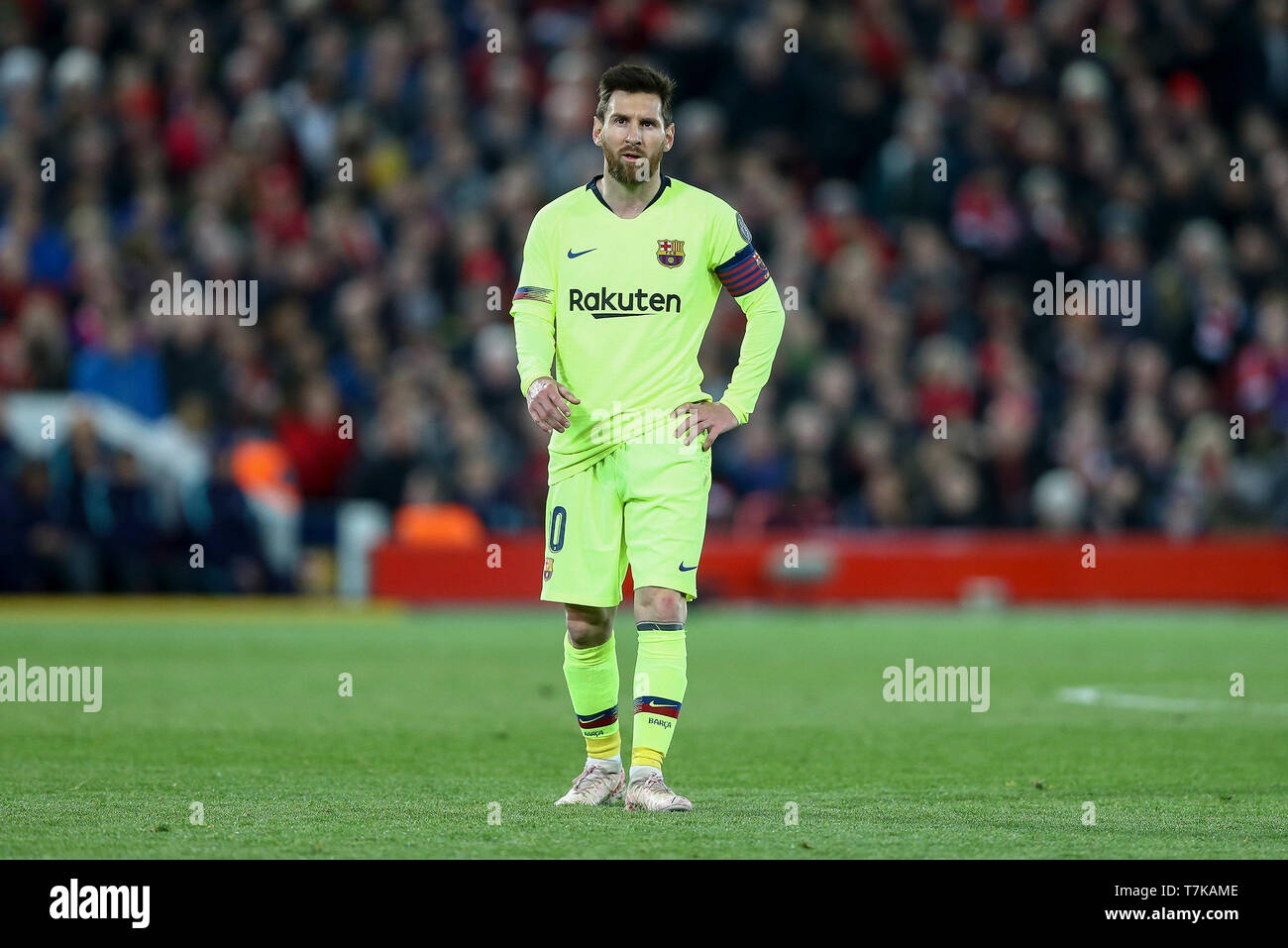 Liverpool, Großbritannien. 07 Mai, 2019. Lionel Messi Barcelona schaut niedergeschlagen. UEFA Champions League Halbfinale, 2 Bein übereinstimmen, Liverpool v Barcelona bei Anfield Stadion in Liverpool am Dienstag, den 7. Mai 2019. Dieses Bild dürfen nur für redaktionelle Zwecke verwendet werden. Nur die redaktionelle Nutzung, eine Lizenz für die gewerbliche Nutzung erforderlich. Keine Verwendung in Wetten, Spiele oder einer einzelnen Verein/Liga/player Publikationen. pic von Chris Stading/Andrew Orchard sport Fotografie/Alamy Live news Credit: Andrew Orchard sport Fotografie/Alamy leben Nachrichten Stockfoto