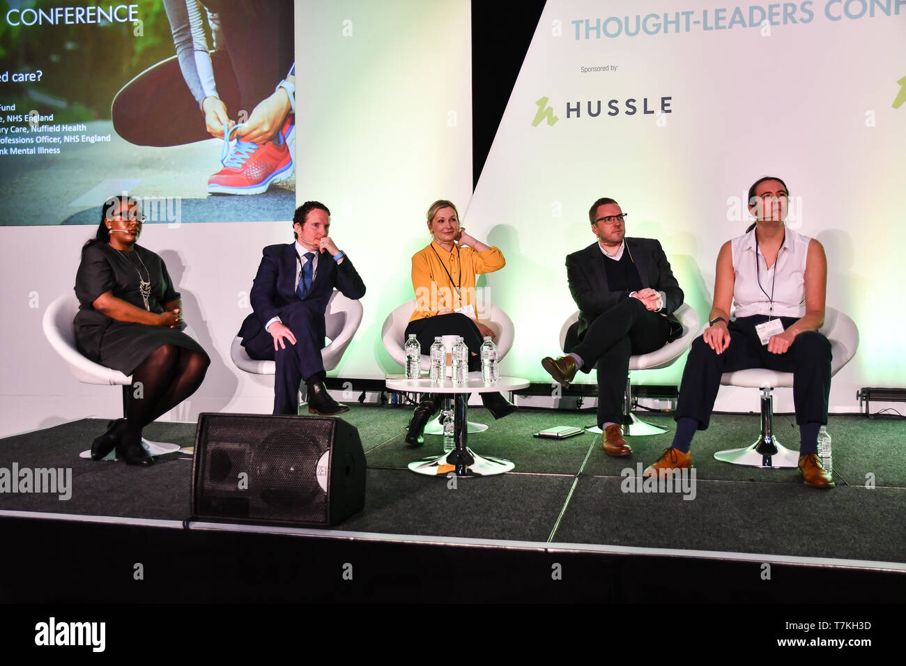 Excel London, UK. 8. Mai 2019. Lautsprecher Amina Ali, Thomas Kearney, Dr Davina Deniszczyc, James Sanderson, und Helen Gilburt der Prävention nicht heilen - was ist die Rolle der individuellen Betreuung? Bei Elevate 2019 Am 8. Mai 2019, bei Excel London, UK. Bild Capital/Alamy leben Nachrichten Stockfoto