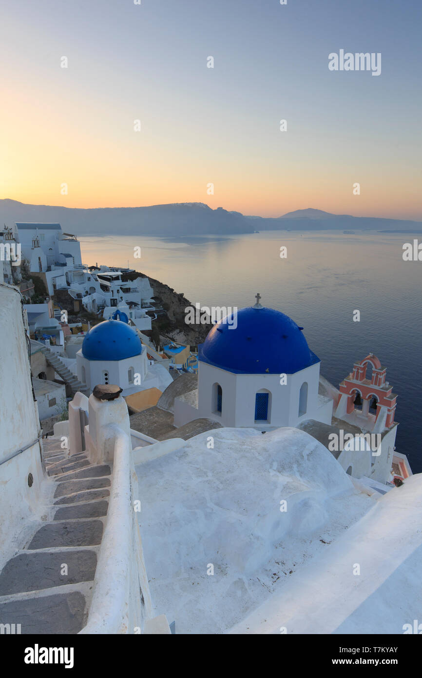 Griechenland, Kykladen, Santorini Firostefani und Stockfoto