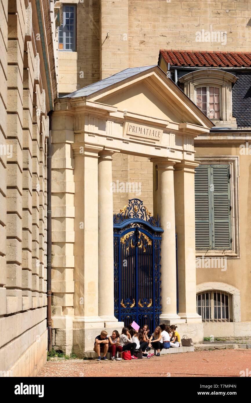 Allee adolphe max Fotos und Bildmaterial in hoher Auflösung Alamy