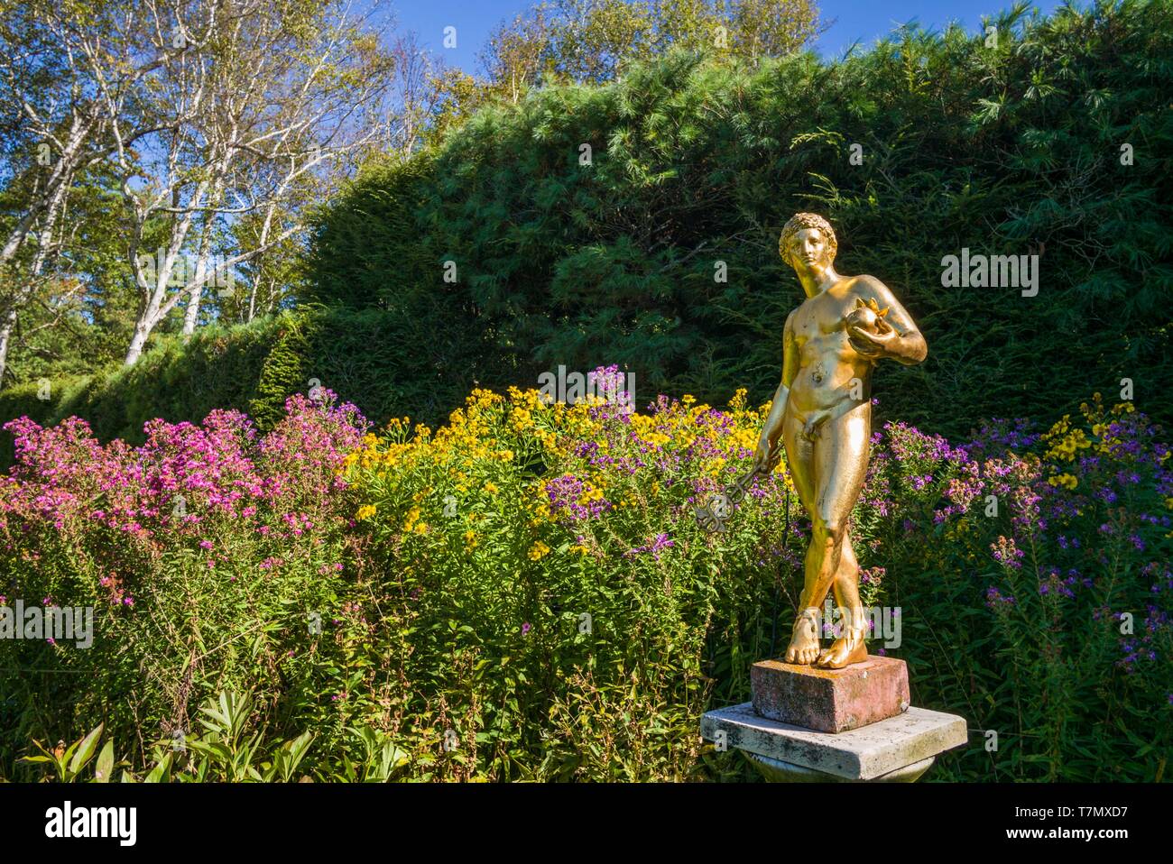 United States, New England, New Hampshire, Cornish, Saint-Gaudens National Historic Site, ehemaliges Haus des 19. Jahrhunderts Bildhauer, Augustus Saint-Gaudens, Gold garden Statue Stockfoto