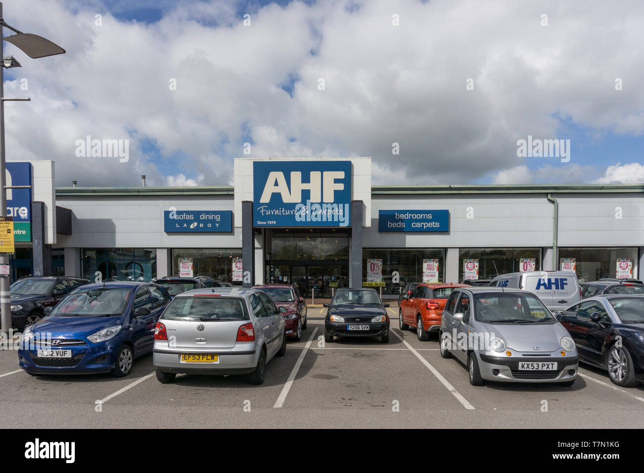 AHF Home Furnishings store, St James Retail Park, Northampton, Großbritannien Stockfoto