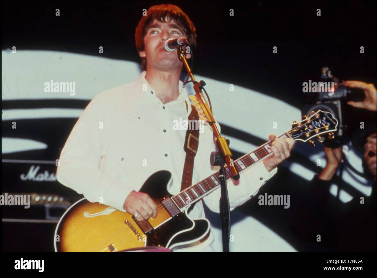 OASIS UK Rock Gruppe mit Noel Gallagher über 1998 Stockfoto