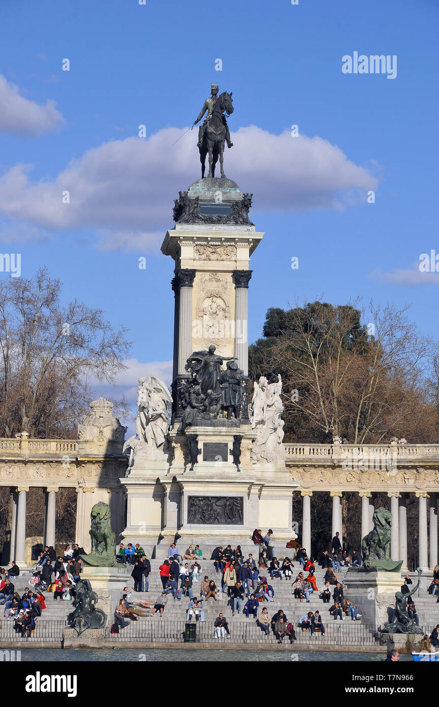 Monumento a Alfonso XII, Monument Alfonso XII in Retiro Park, Madrid, Spanien Stockfoto